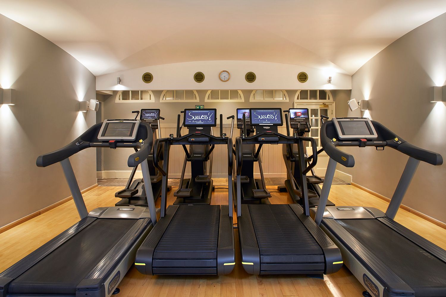 Private home gym hotsell